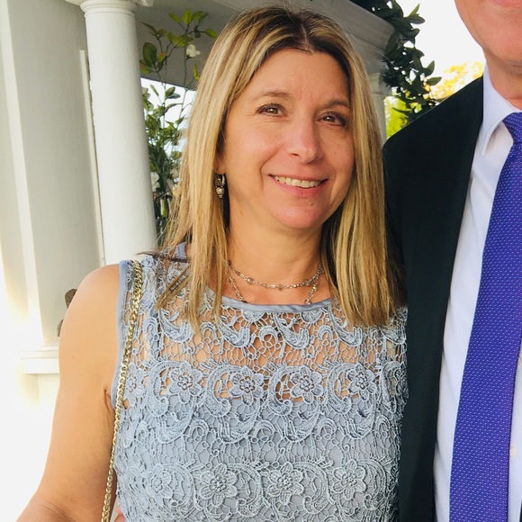 Meet your Posher, Sheila - Picture 2 of 2